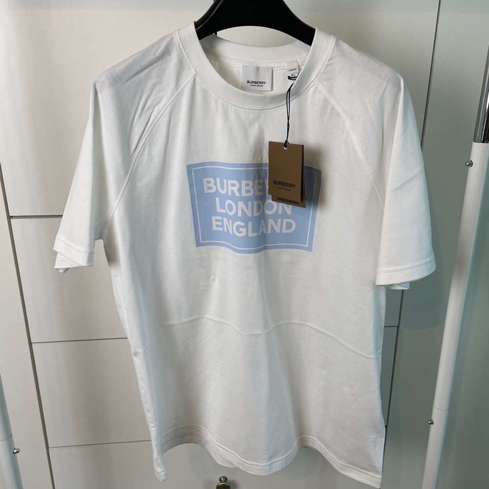 Burberry women’s brand new tshirt L - Picture 2 of 5